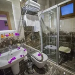 Hotel Kayi 2*